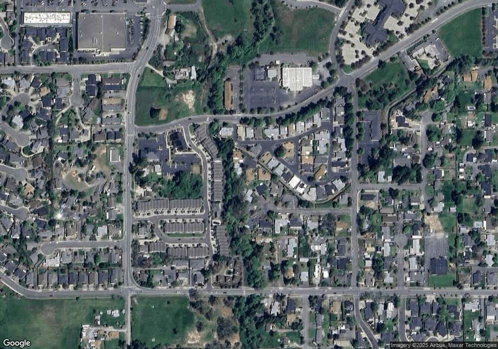 1856 Hickory Ln, Grants Pass, OR 97527 - photo 1