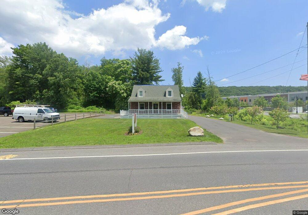 308 Oxford Rd, Oxford, CT 06478 - photo 1