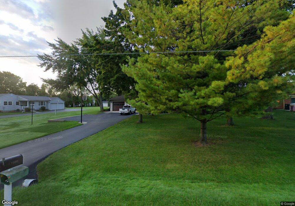 N75W15801 Colony Rd, Menomonee Falls, WI 53051 - photo 1