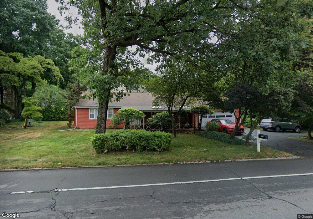 2020 Mill Plain Rd, Fairfield, CT 06824 - photo 1