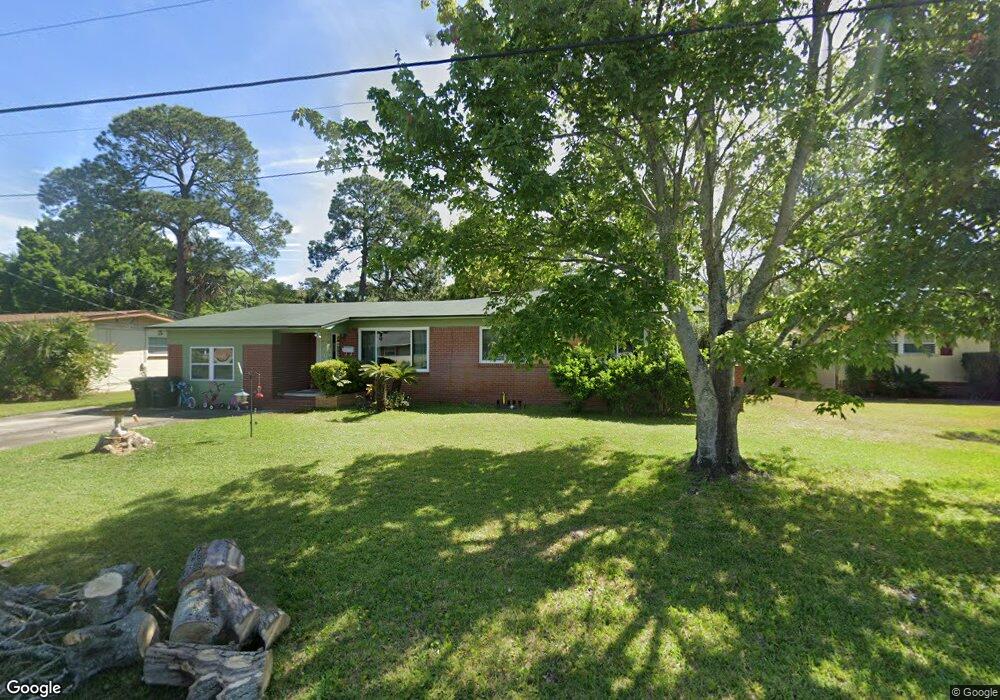 557 Matterhorn Rd, Jacksonville, FL 32216 - photo 1