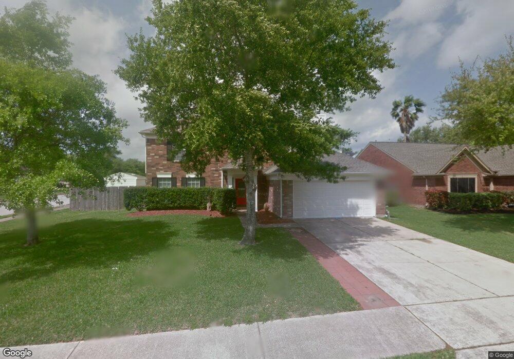 3912 Spring Circle Dr E, Pearland, TX 77584 - photo 1