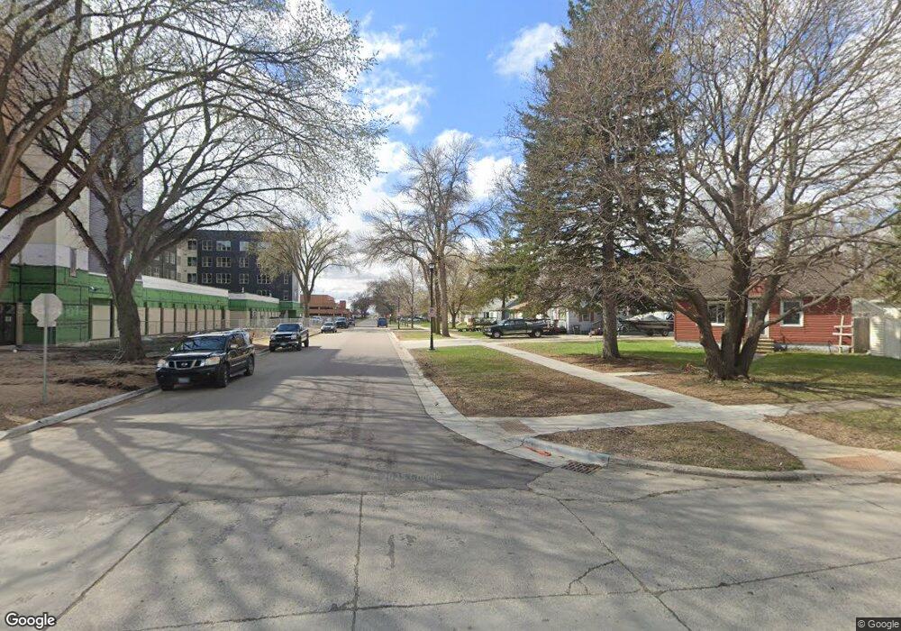1339 13 1/2 St S, Fargo, ND 58103 - photo 1