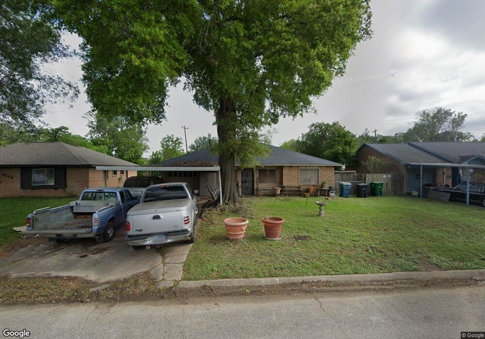 5534 Maywood Dr, Houston, TX 77053 - photo 1