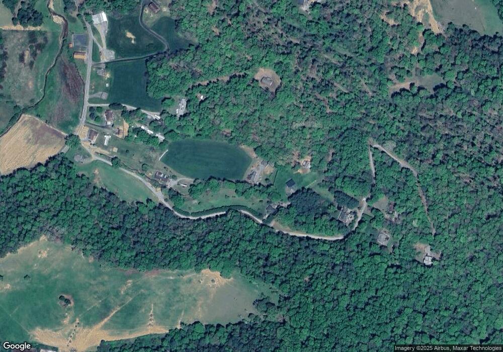 113 Gypsy Way, Burnsville, NC 28714 - photo 1