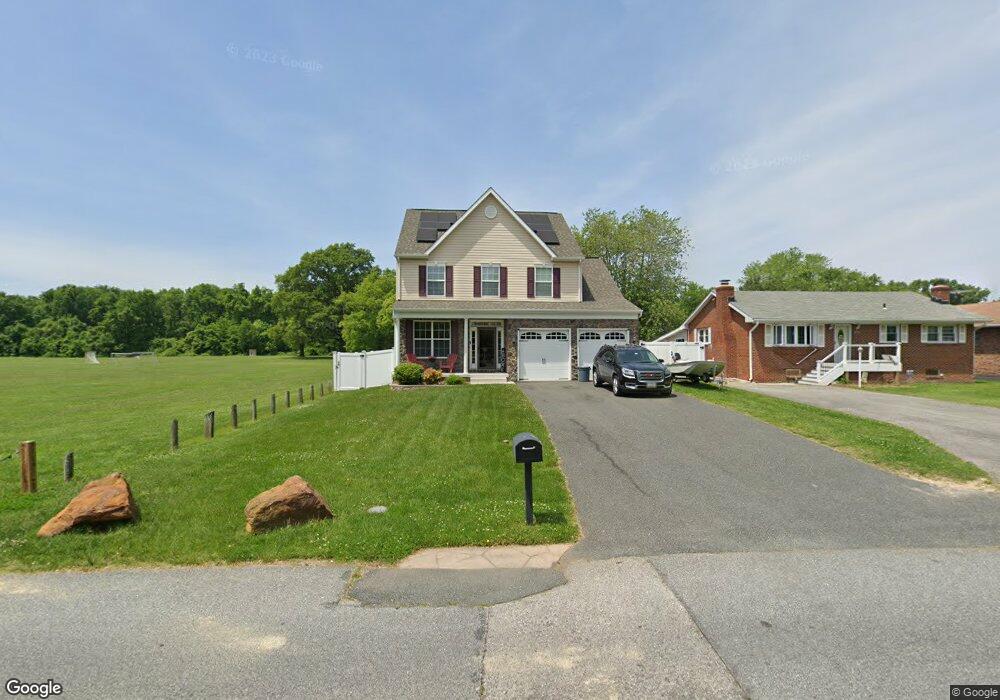 2212 Lodge Farm Rd, Sparrows Point, MD 21219 - photo 1