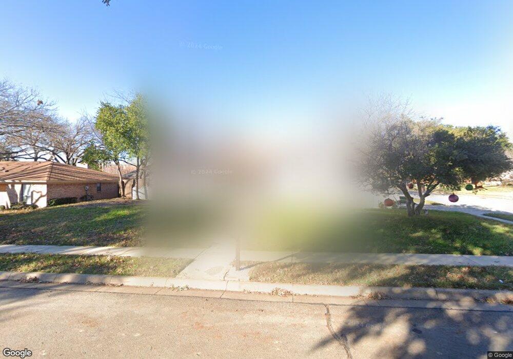 1729 Vicksburg Dr, Bedford, TX 76022 - photo 1