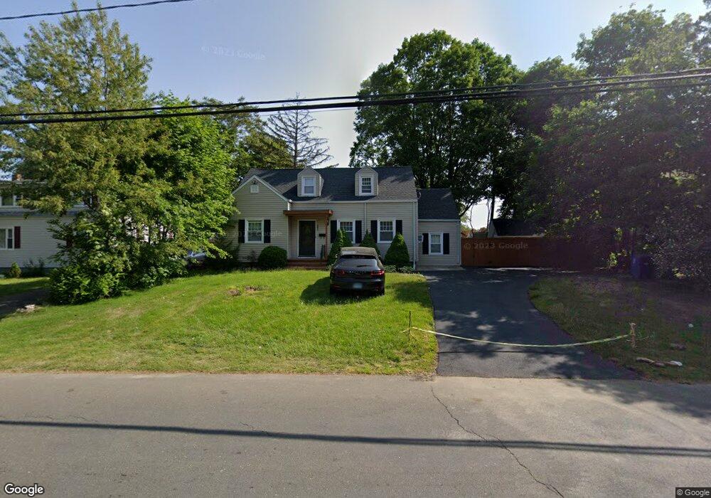 321 Evers St, Bridgeport, CT 06610 - photo 1