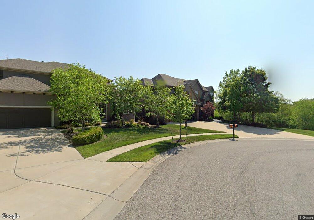 10622 W 168th Ct, Olathe, KS 66062 - photo 1