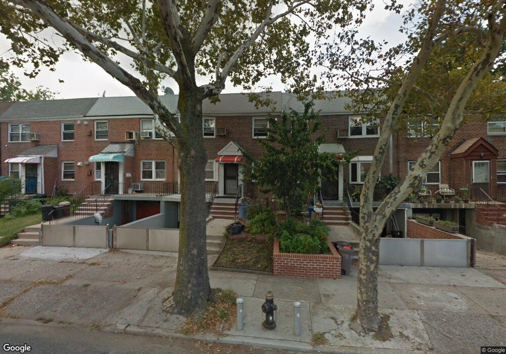 6712 Utopia Pkwy, Fresh Meadows, NY 11365 - photo 1