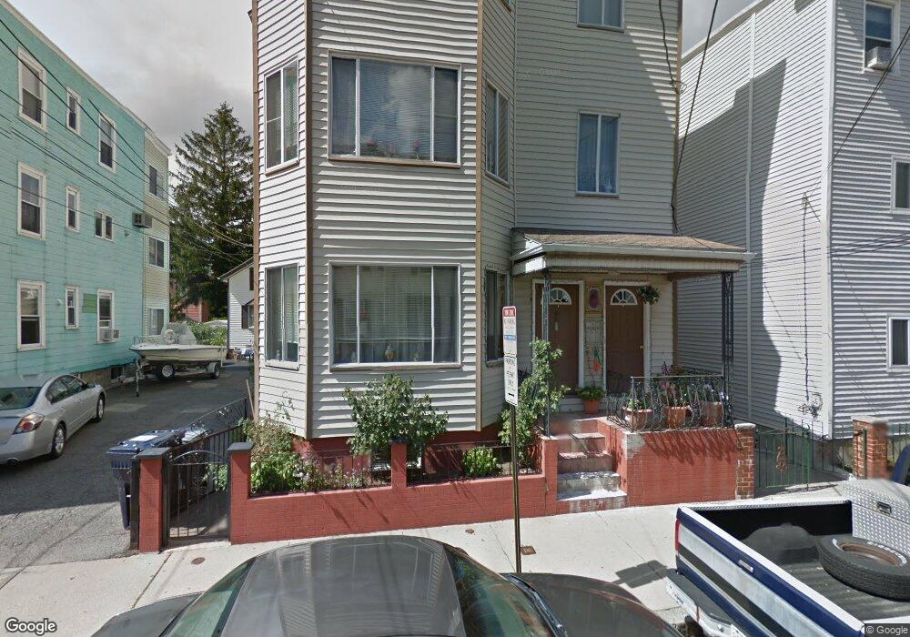 253 Elm St unit 2, Cambridge, MA 02139 - photo 1