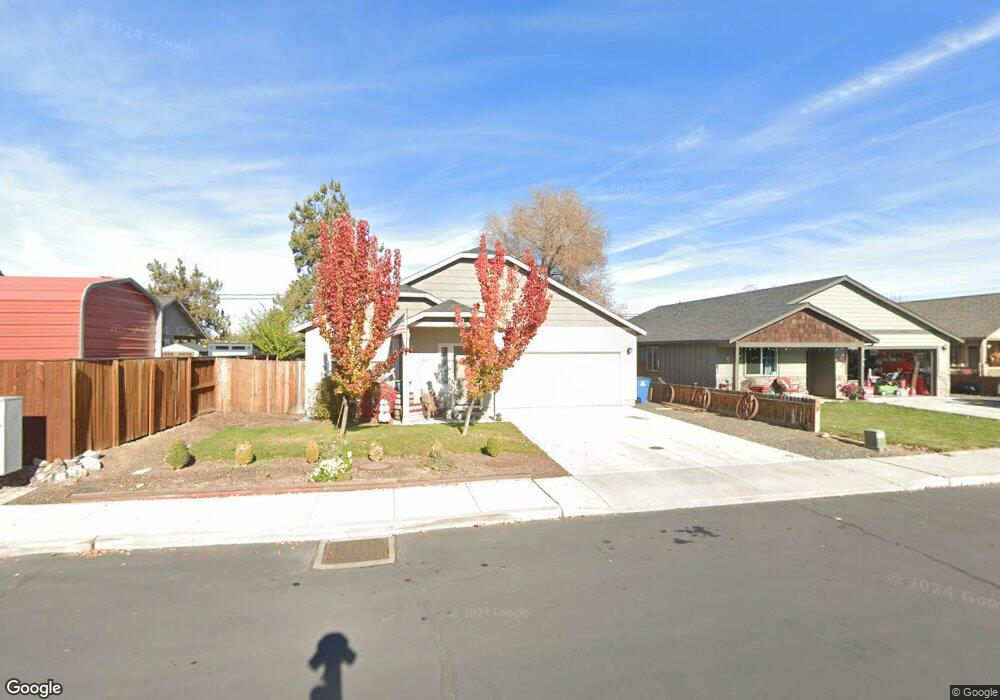 2167 NW Larchleaf Ave, Redmond, OR 97756 - photo 1