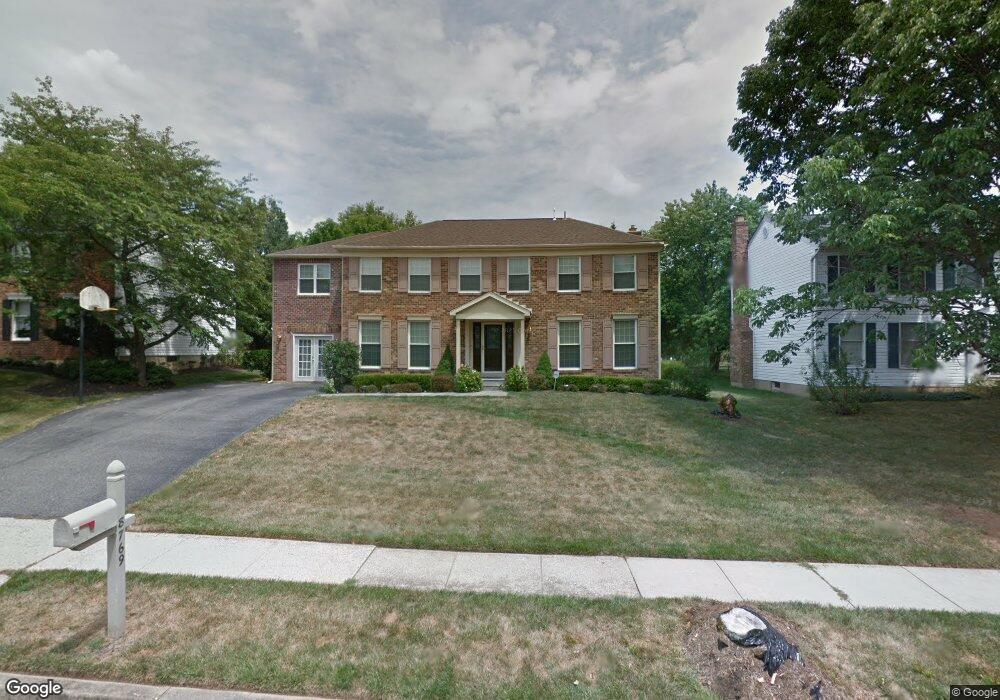 8769 Cardinal Forest Cir, Laurel, MD 20723 - photo 1