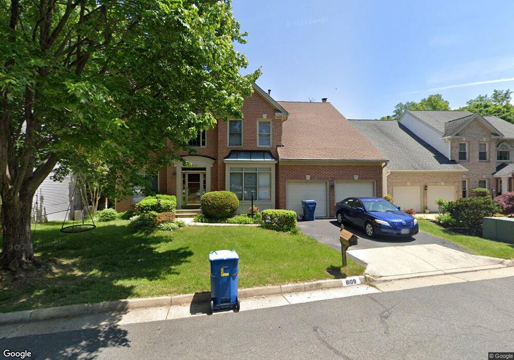 8109 Creekview Dr, Springfield, VA 22153 - photo 1