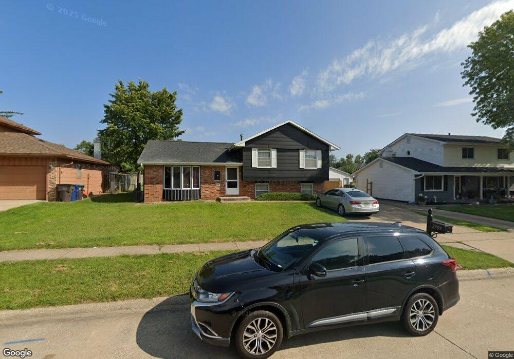 3305 Valdez Dr, Des Moines, IA 50310 - photo 1