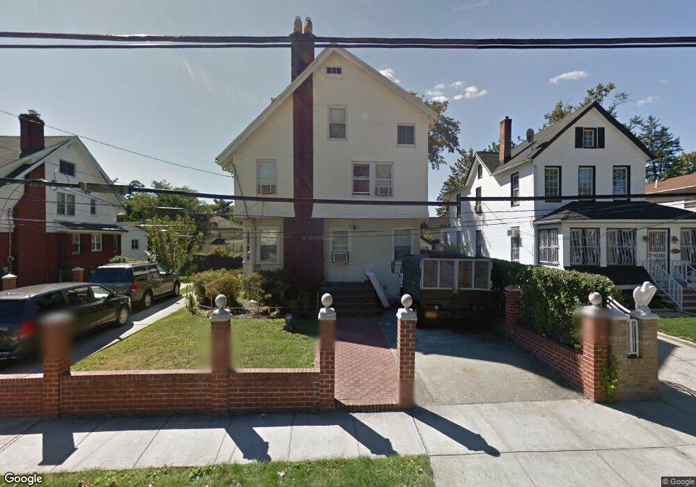 89-08 196th St, Hollis, NY 11423 - photo 1