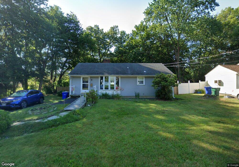 9 Kelsey Place, Bloomfield, CT 06002 - photo 1