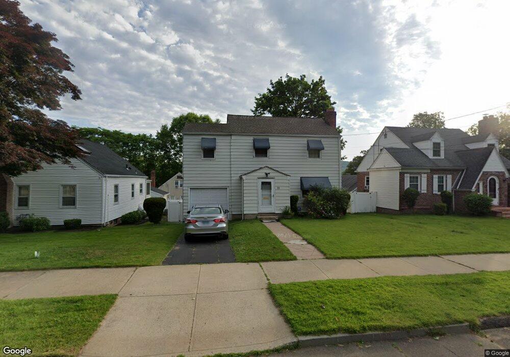 71 Lawncrest Rd, New Haven, CT 06515 - photo 1