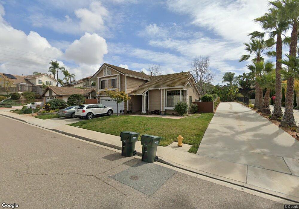 1677 Honeysuckle Ct, Encinitas, CA 92024 - photo 1