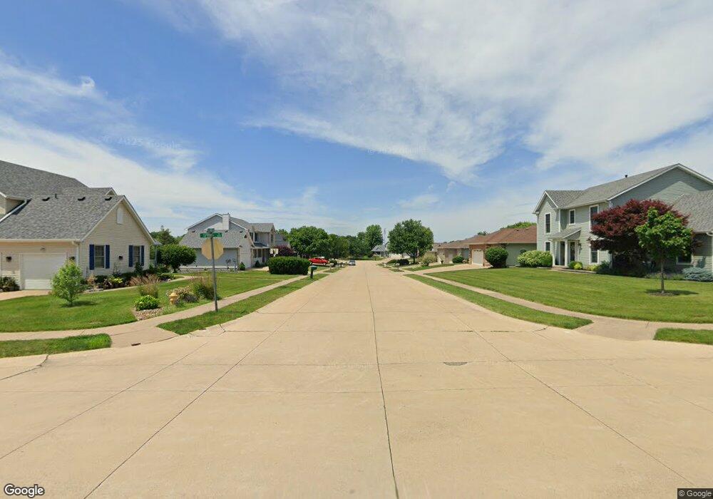 1948 E 47th St, Davenport, IA 52807 - photo 1