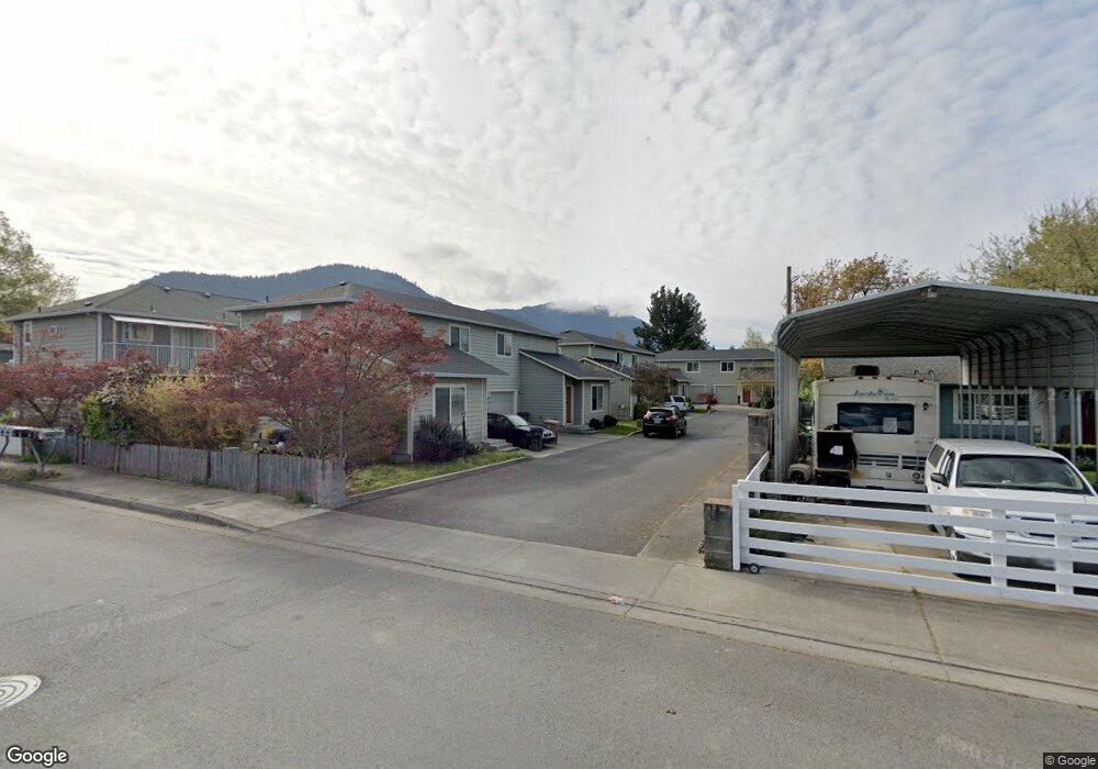 1445 SE N St, Grants Pass, OR 97526 - photo 1