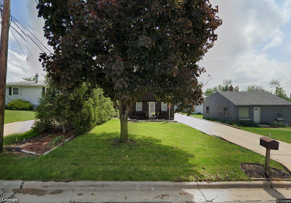 2607 Fruitland Blvd SW, Cedar Rapids, IA 52404 - photo 1