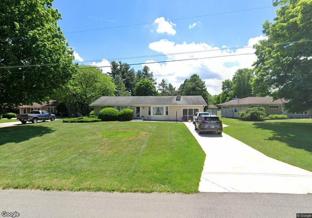 144 W Greenlawn Dr, La Porte, IN 46350 - photo 1