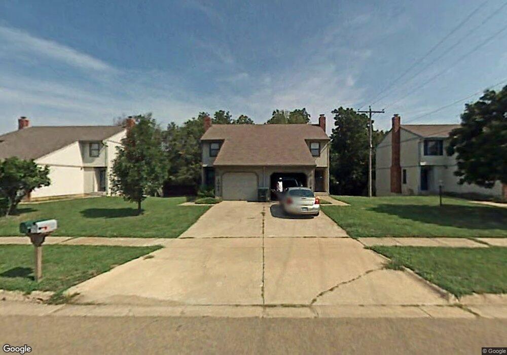 2040 SW 36th St, Topeka, KS 66611 - photo 1