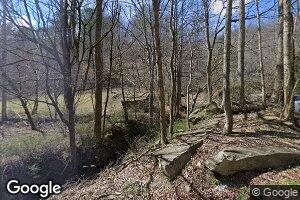 2779 Lower Pompey Rd, Shelbiana, KY 41562