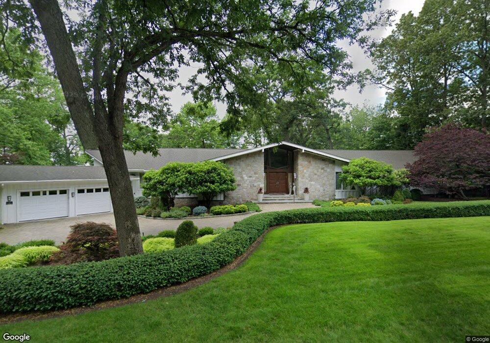 161 Tekening Dr, Tenafly, NJ 07670 - photo 1