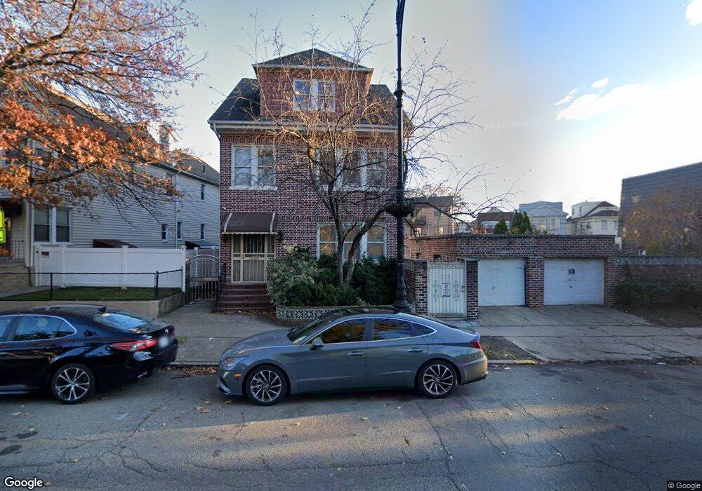 59-82 Grand Ave unit 1, Maspeth, NY 11378 - photo 1