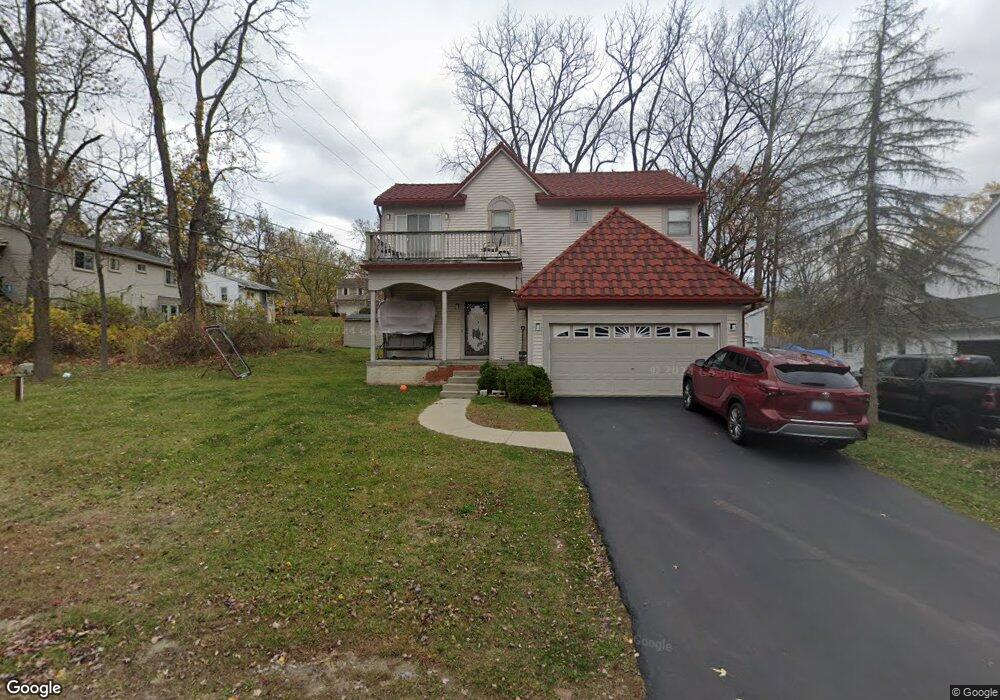 3927 Clubview Ave, West Bloomfield, MI 48324 - photo 1