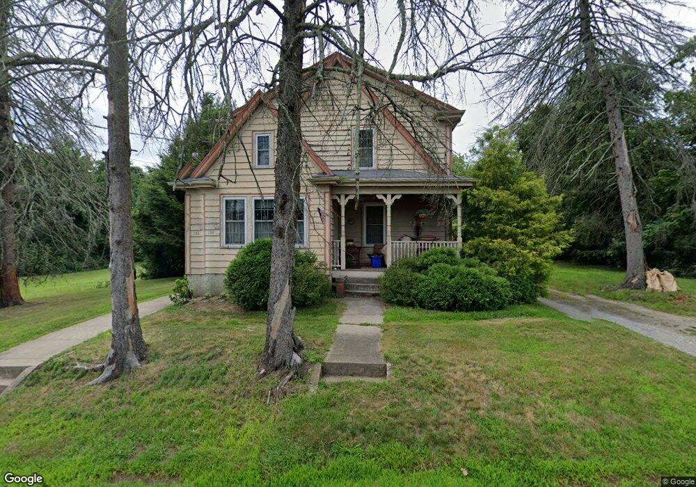 136 Marshall Ave, Cumberland, RI 02864 - photo 1