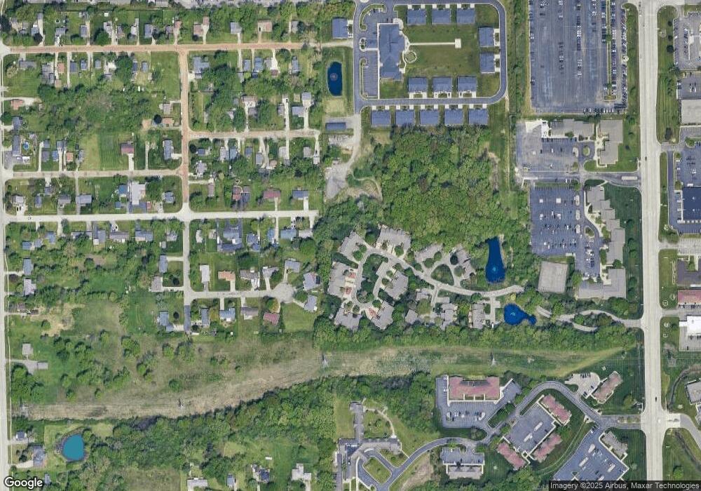 2456 Valley Oaks Cir, Flint, MI 48532 - photo 1