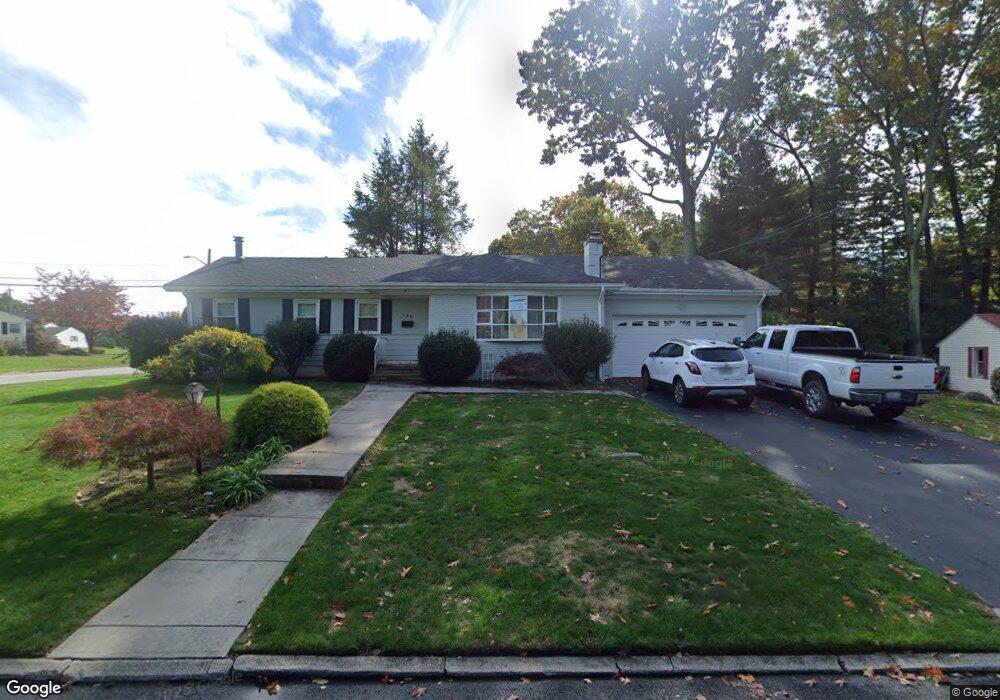 130 Park Forest Rd, Cranston, RI 02920 - photo 1