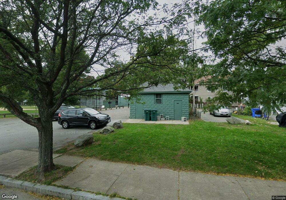 79 Dartmouth St, Waltham, MA 02453 - photo 1