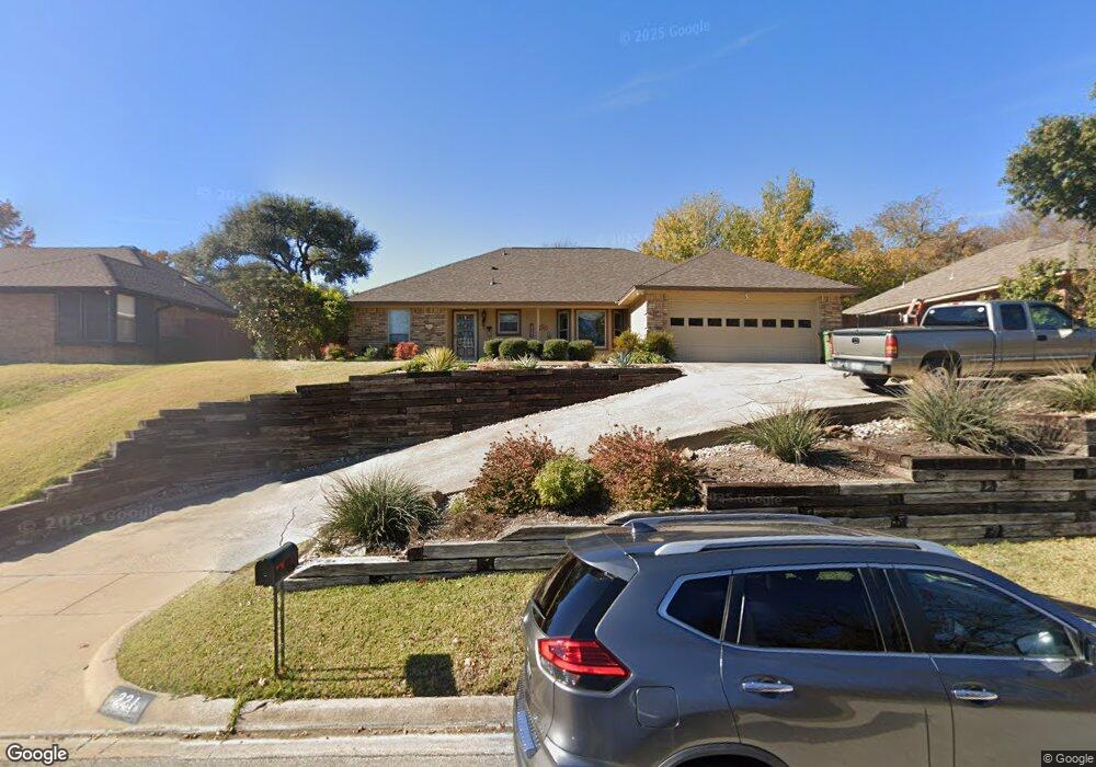 221 Bradford Dr, Hurst, TX 76053 - photo 1