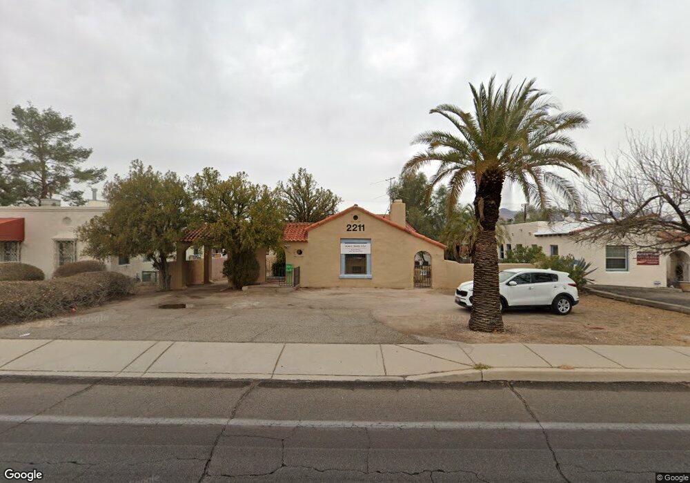 2211 E Speedway Blvd, Tucson, AZ 85719 - photo 1