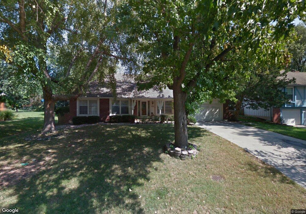 7845 Rosehill Rd, Shawnee, KS 66216 - photo 1