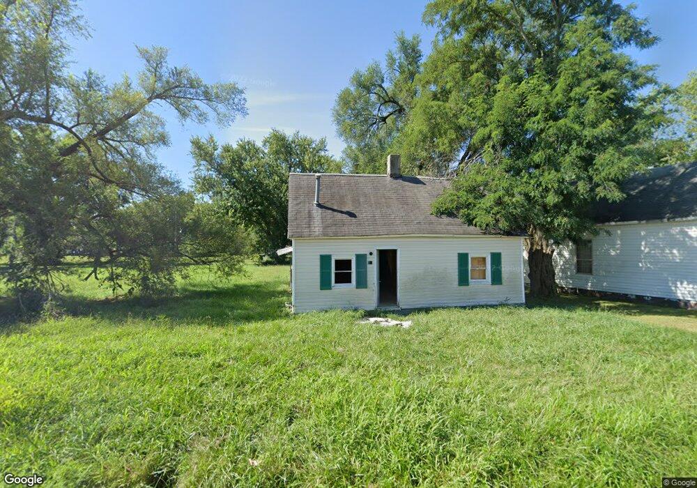 816 N Sturgeon St, Moberly, MO 65270 - photo 1