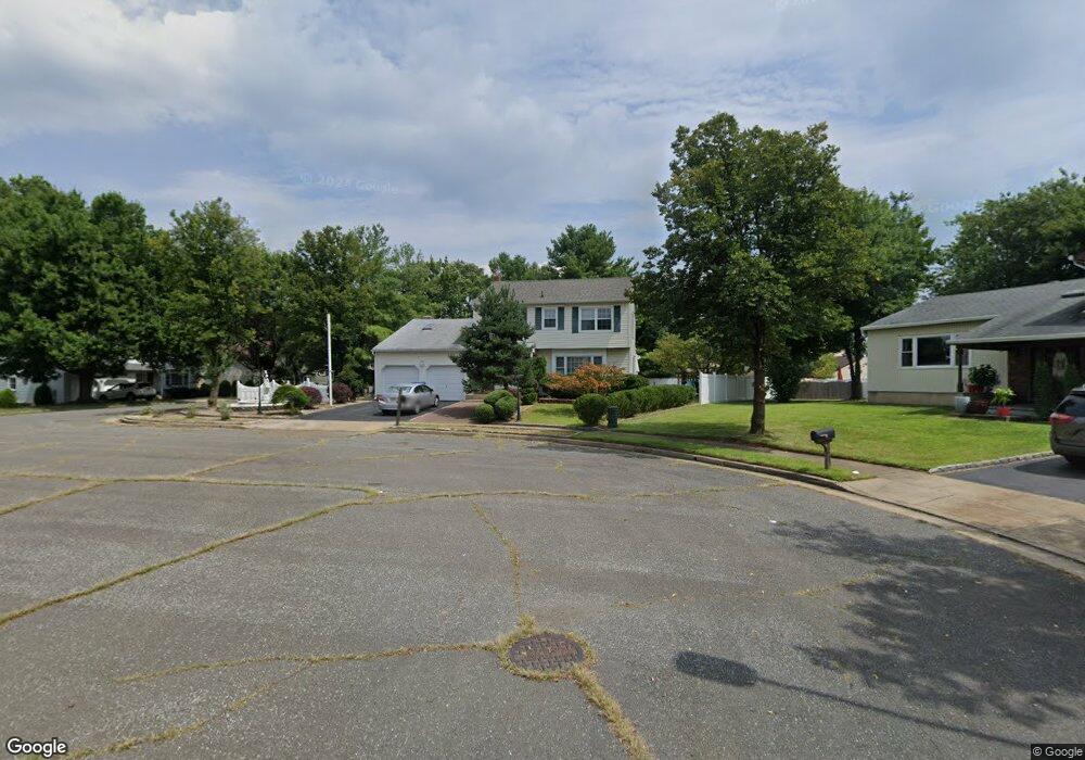 21 Nassau Ct, Edison, NJ 08820 - photo 1