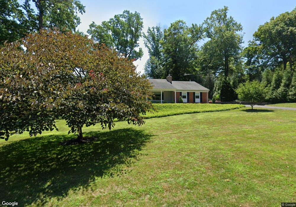 90 Glenview Rd, Glen Mills, PA 19342 - photo 1