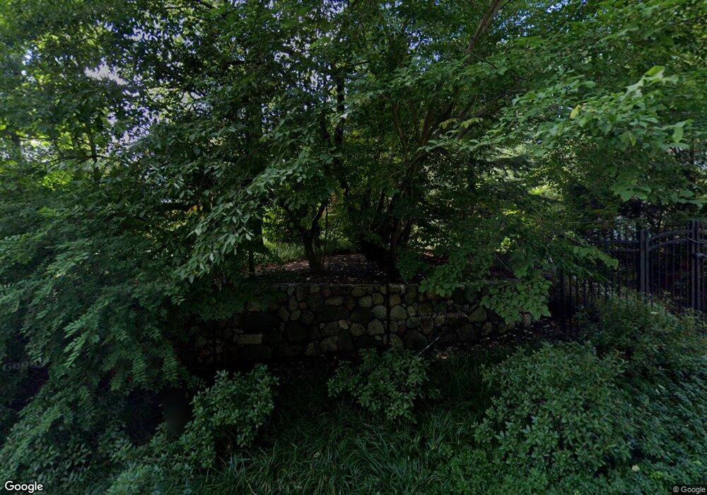 24 Woodcliff Rd, Wellesley, MA 02481 - photo 1