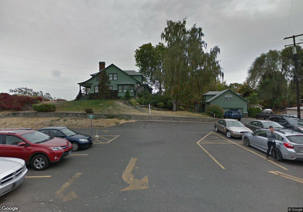 525 E 7th St, the Dalles, OR 97058 - photo 1