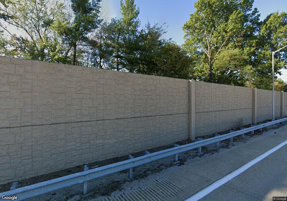 9012 Maple Rd, Louisville, KY 40229 - photo 1