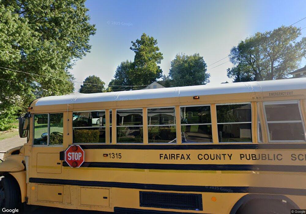 7403 Paxton Rd, Falls Church, VA 22043 - photo 1