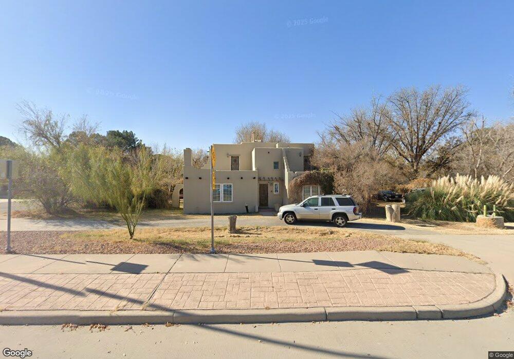 7436 N Loop Dr, El Paso, TX 79915 - photo 1
