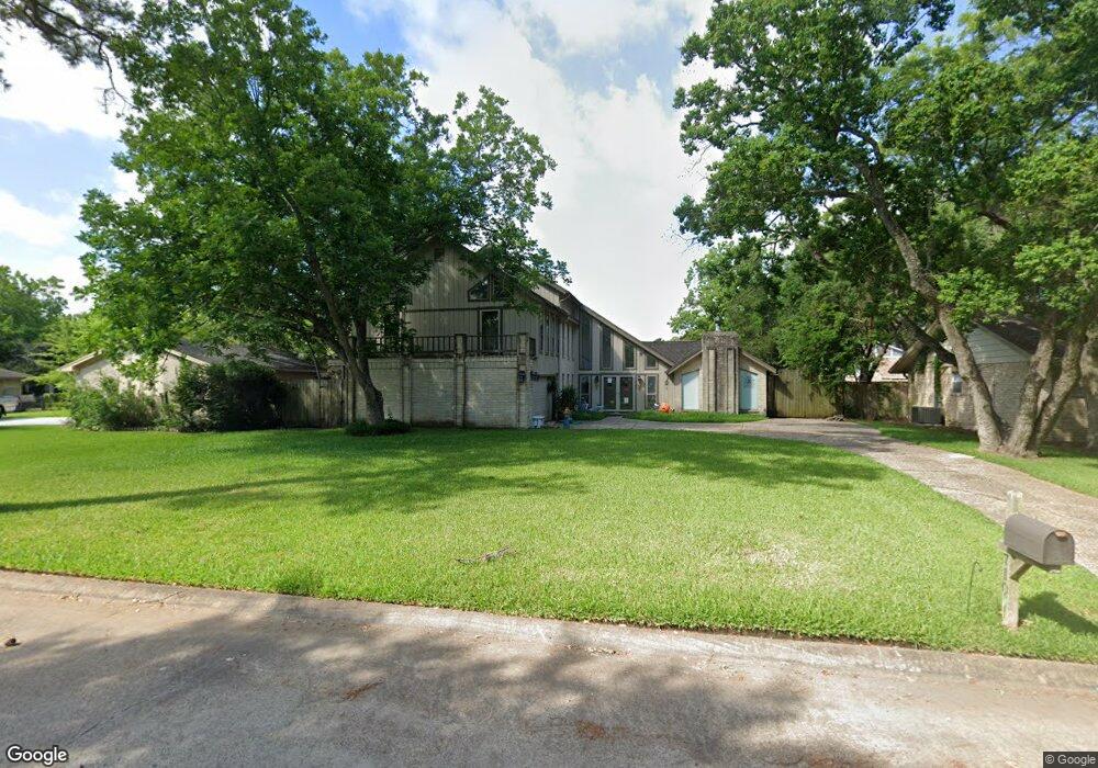 710 Penn Dr, Friendswood, TX 77546 - photo 1