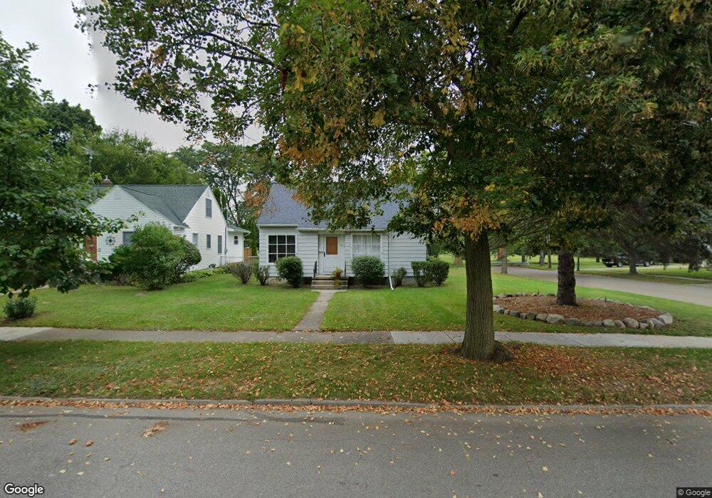 917 Hamilton Ave, Lansing, MI 48910 - photo 1