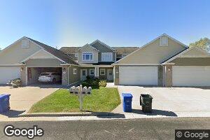 1775 Oak Hollow Ln, Neenah, WI 54956